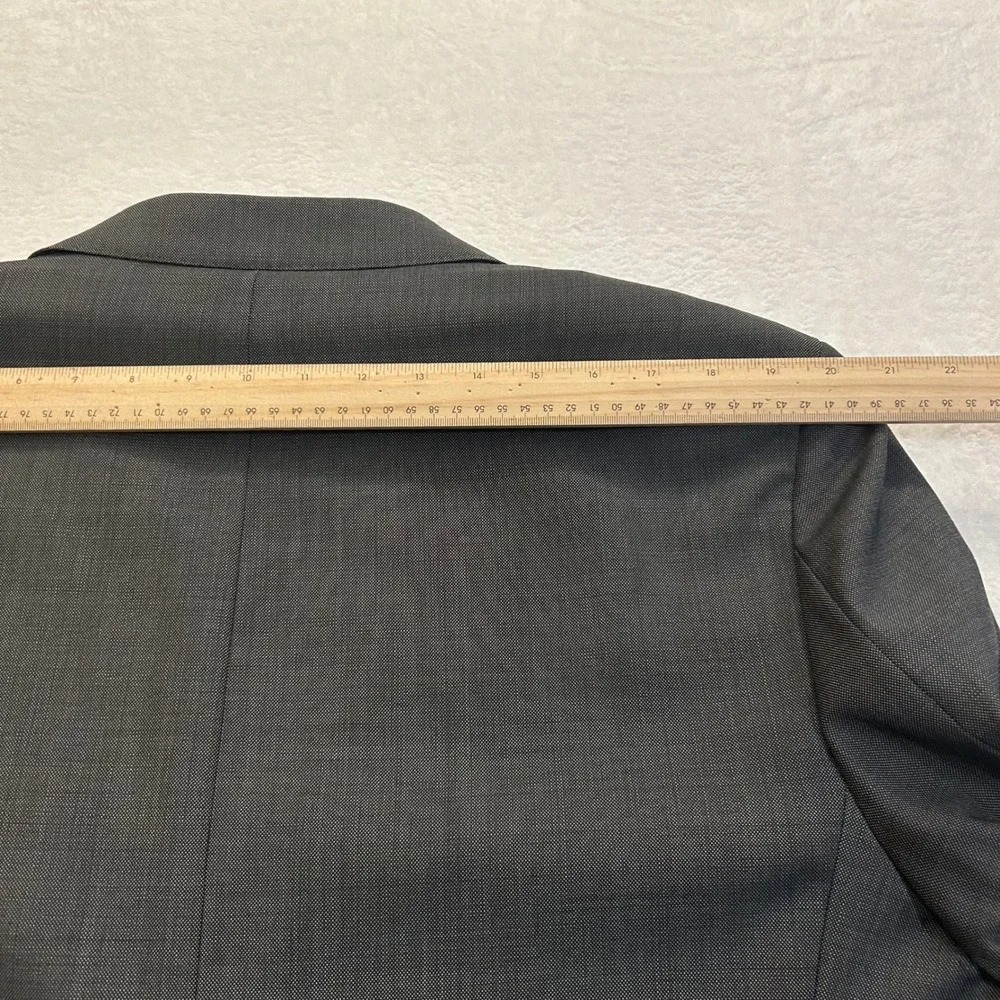 Jos. A. Bank Reserve Suit Reda Wool 2pc Sz 44R W38 Gray Pleated Cuffed Sharkskin